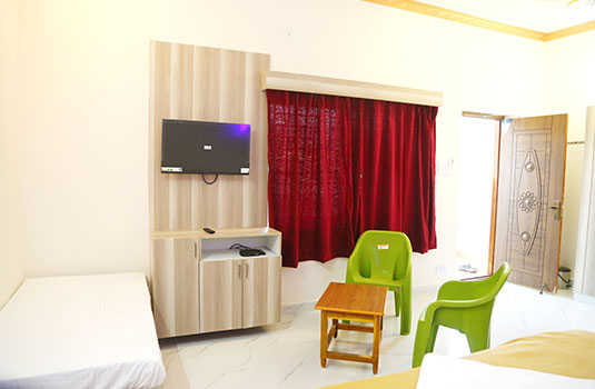 Podhigai Resort Yelagiri
