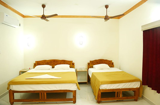 Podhigai Resort Yelagiri